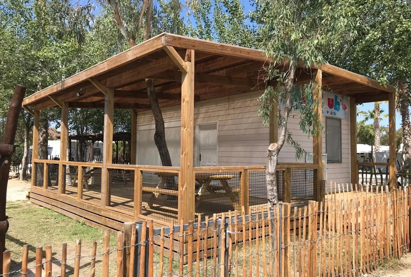 Hotel Taiga Delta De L'Ebre L'Ampolla 4*,