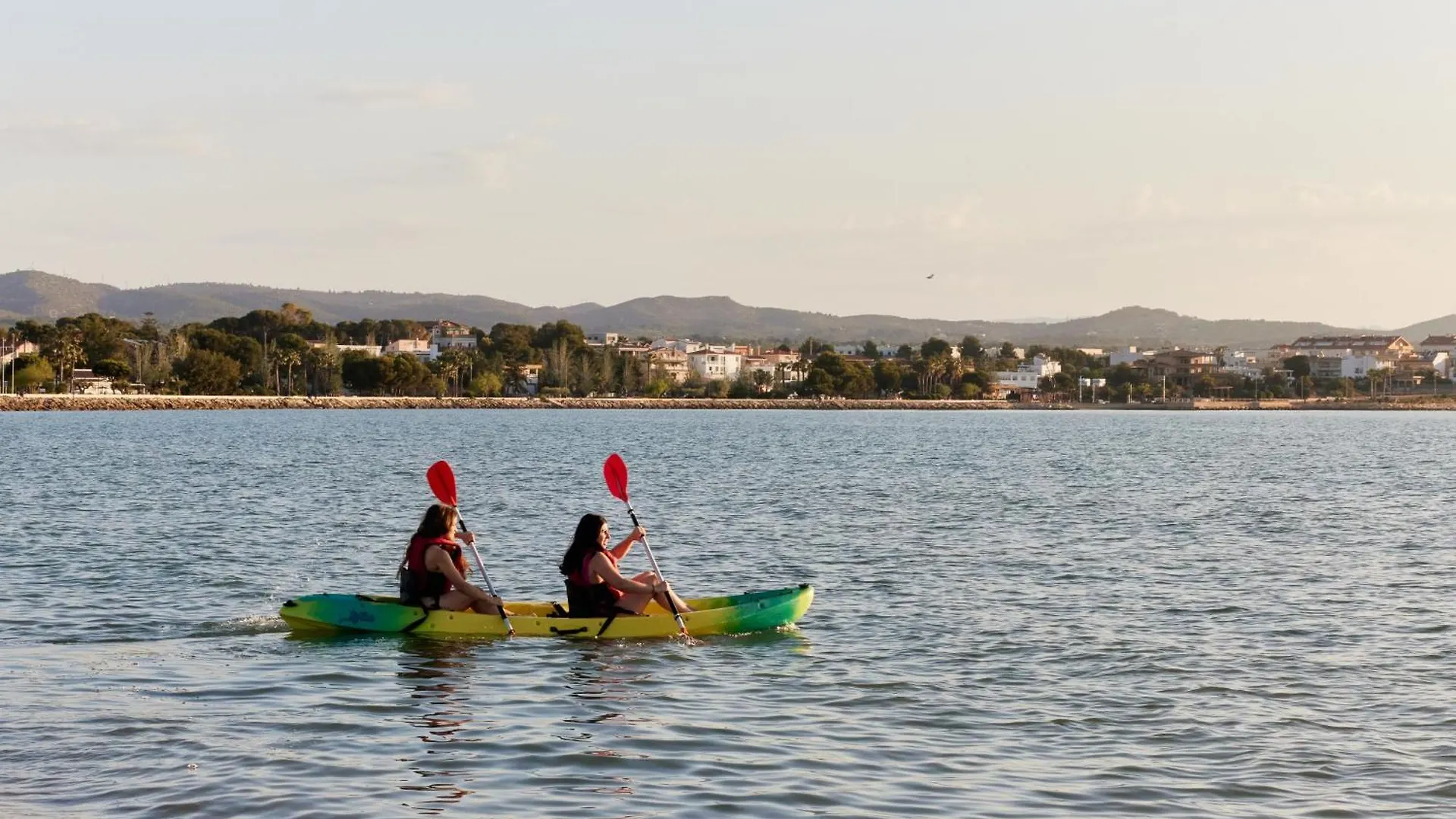 فندق Taiga Delta De L'Ebre إليامبويا 4*,  إسبانيا